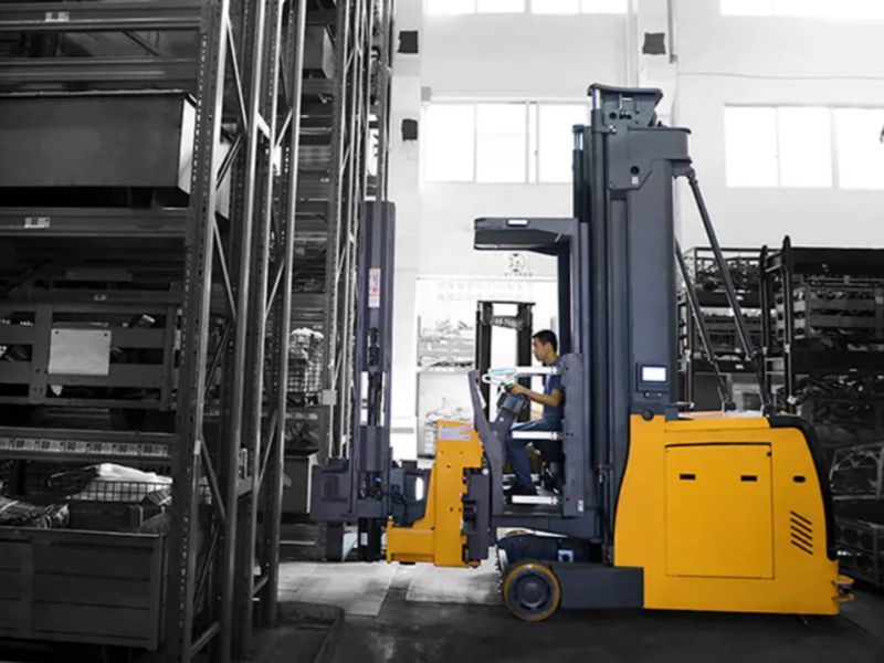 Xe Nâng Điện OPTS15 3 xe-nang-dien-opts15-4