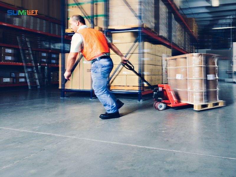 Xe Nâng Tay Đà Nẵng Chính Hãng, Giá Tốt, Giao Nhanh Toàn Miền Trung 5 Nên lựa chọn xe nâng tay dựa vào nhu cầu sử dụng và không gian kho hàng