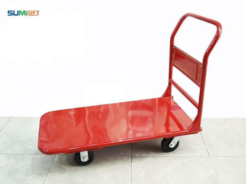 Xe đẩy hàng 4 bánh 300kg cũng là mức tải trọng được nhiều doanh nghiệp thương mại điện tử lựa chọn.