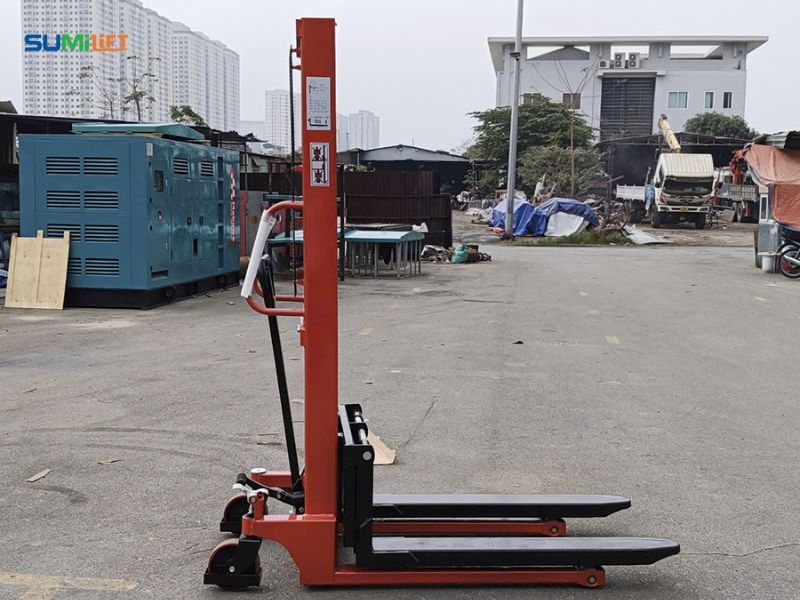 Xe nâng tay cao 2 tấn có thể vận hành ổn định trong thời gian dài.