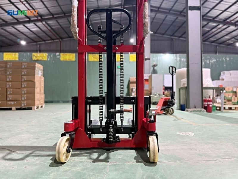 Xe nâng tay cao là giải pháp nâng hạ hiệu quả dành cho doanh nghiệp.